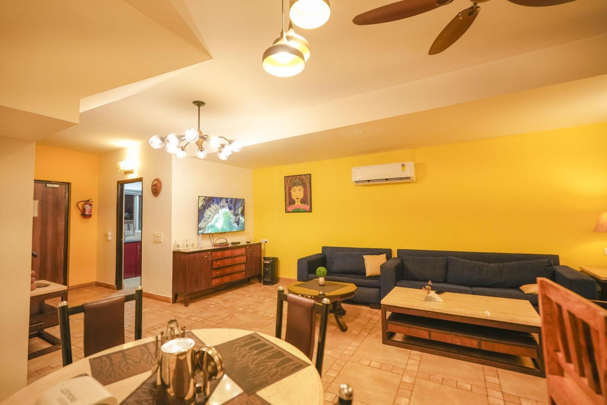 Villa M - Jia 3: Poolside Retreat in Candolim Exterior photo