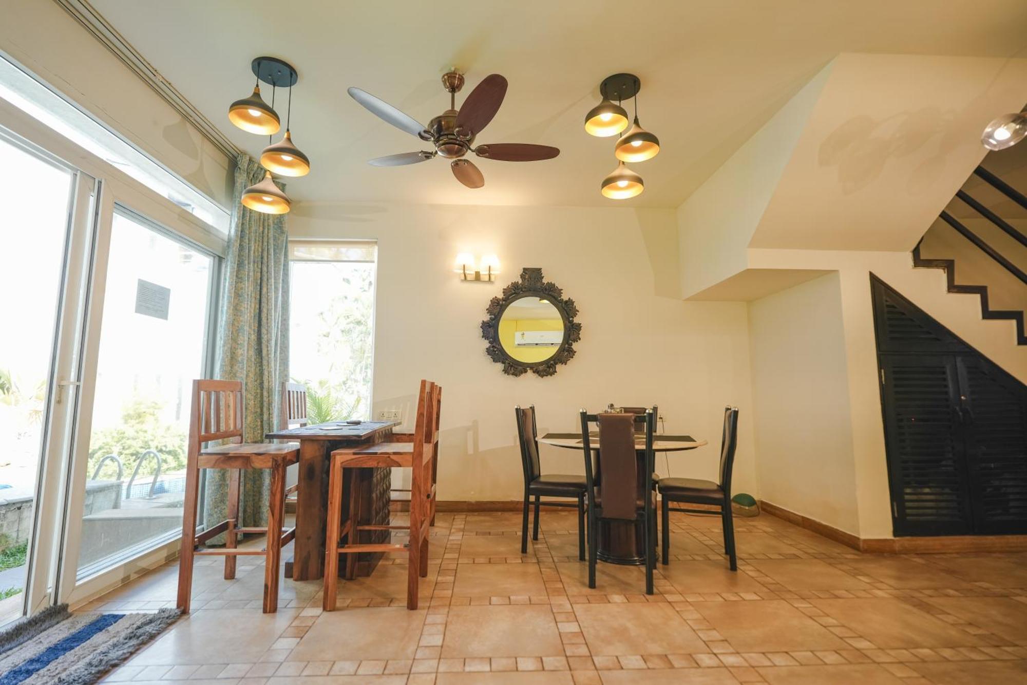 Villa M - Jia 3: Poolside Retreat in Candolim Exterior photo