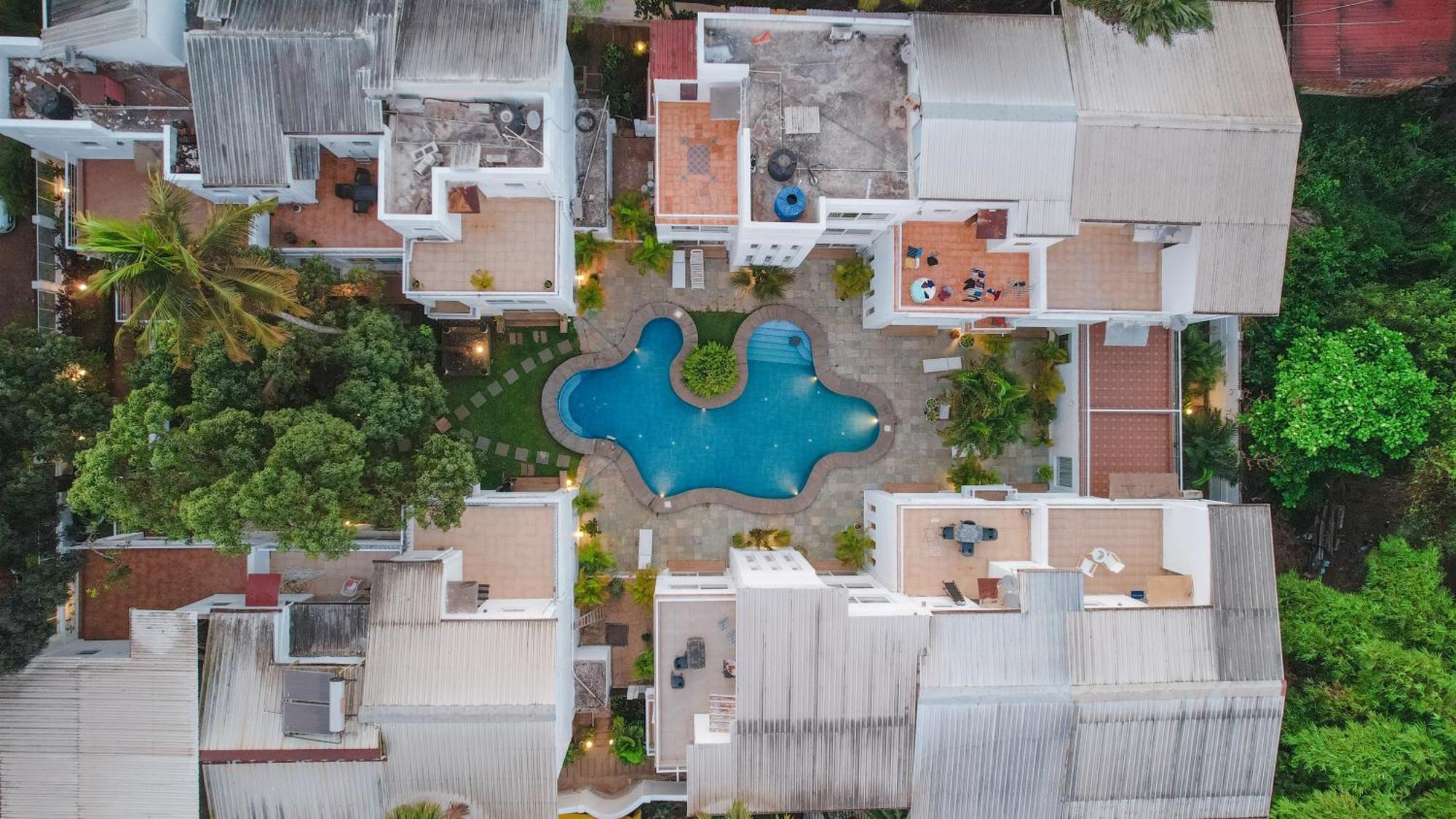 Villa M - Jia 3: Poolside Retreat in Candolim Exterior photo