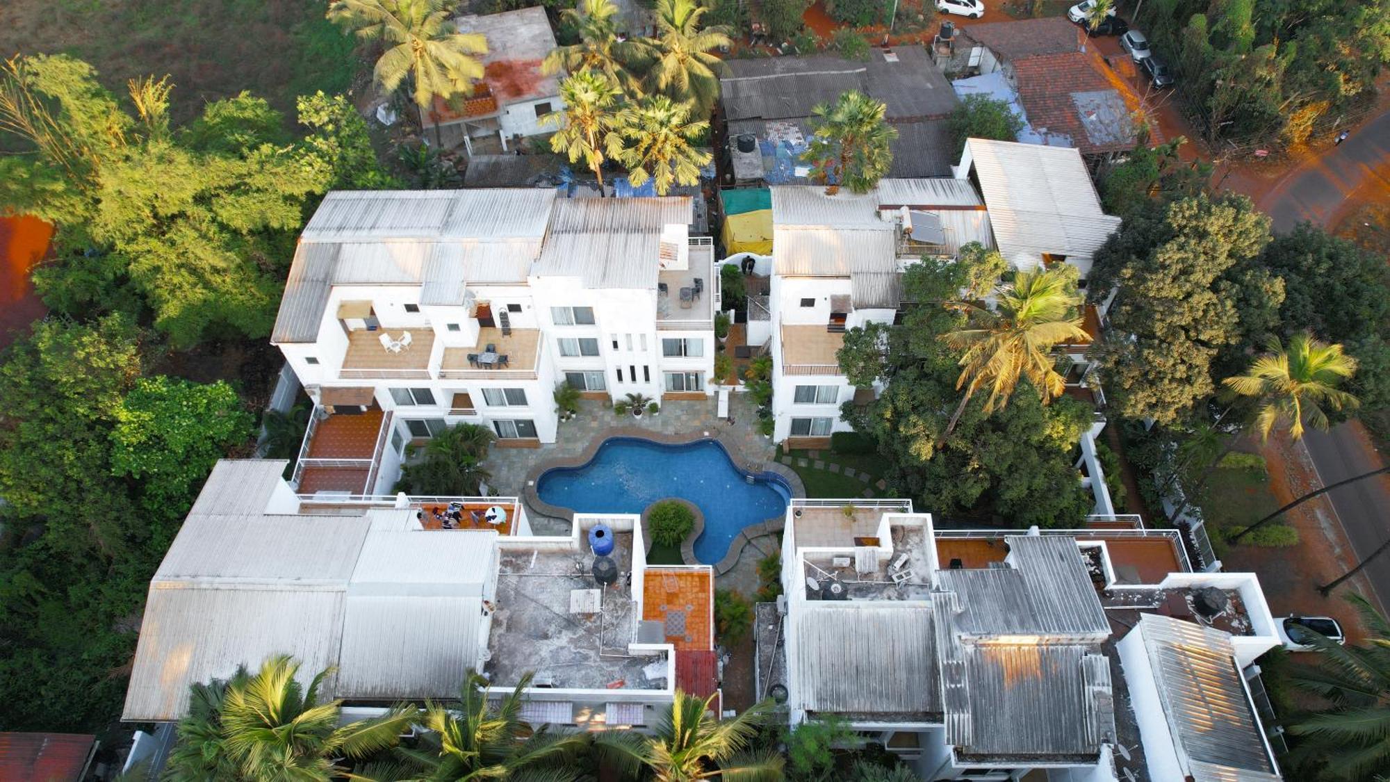 Villa M - Jia 3: Poolside Retreat in Candolim Exterior photo